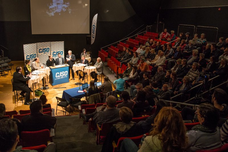 Débat électoral fédéral de 2015, crédit photo Les 2 Rives