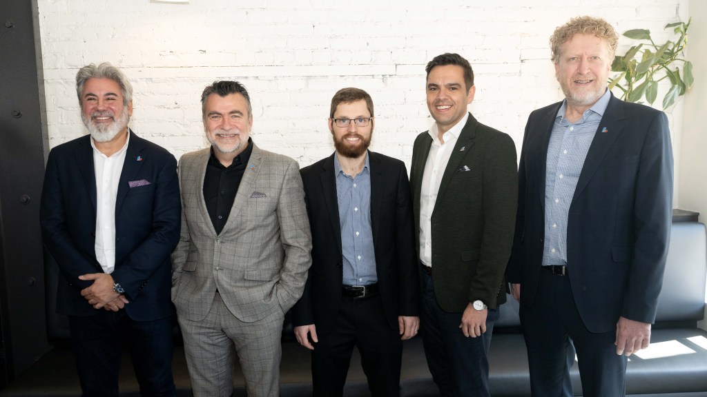 Pablo Rodriguez, Karl Blackburn, Mario Roy, Charles Milliard et Marc Bélanger. Crédit photo : Philippe Manning / Sorel-Tracy Info