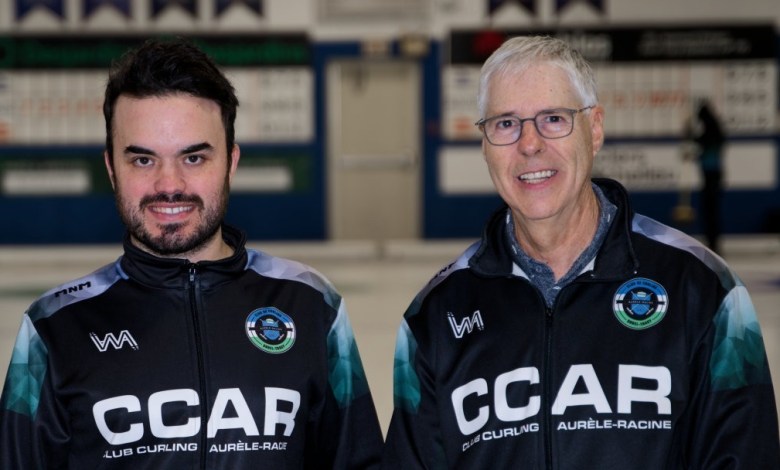 Pierre-Olivier Pagé, coordonnateur du Club de curling de Sorel-Tracy et Guy Vincent, président du conseil d’administration du Club de Curling Aurèle-Racine. Crédit photo : Philippe. Manning / Sorel-Tracy Info