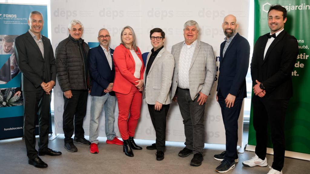 Éric Parent (Caisse Desjardins Pierre-De Saurel), Julie Gagnon (Développement économique Pierre-De Saurel), Vincent Deguise (MRC de Pierre-De Saurel), Éric Desaulniers (Fonds de solidarité FTQ). Crédit photo : Philippe Manning / Sorel-Tracy Info (STI)