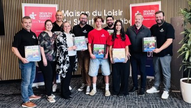 Remise du dossier final pour les Jeux du Québec à Sorel-Tracy en 2029. Photo courtoisie
