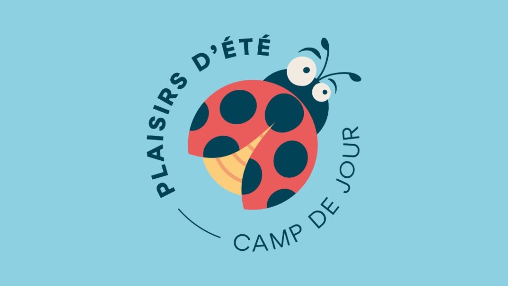 Logo for a French summer day camp featuring a cartoon ladybug on a light blue background with circular text Plaisirs d'été Camp de jour.