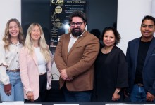 Laurence Cournoyer (co-présidente d'honneur), Andréane Cournoyer (co-présidente d'honneur), David Dionne (membre du comité organisateur et du conseil d'administration), Daniela Sanchez (coordonnatrice à la philanthropie) et Ando Andriamady (directeur général) Crédit photo : Sorel-Tracy Info (STI) / Philippe Manning photo : Sorel-Tracy Info (STI) / Philippe Manning