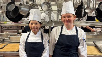 Alexia Généreux, originaire de Sorel-Tracy, participera à une compétition gastronomique à l’ITHQ en compagnie de Zeng Li. Crédit : Le Porc Show / Les Éleveurs de porcs du Québec.